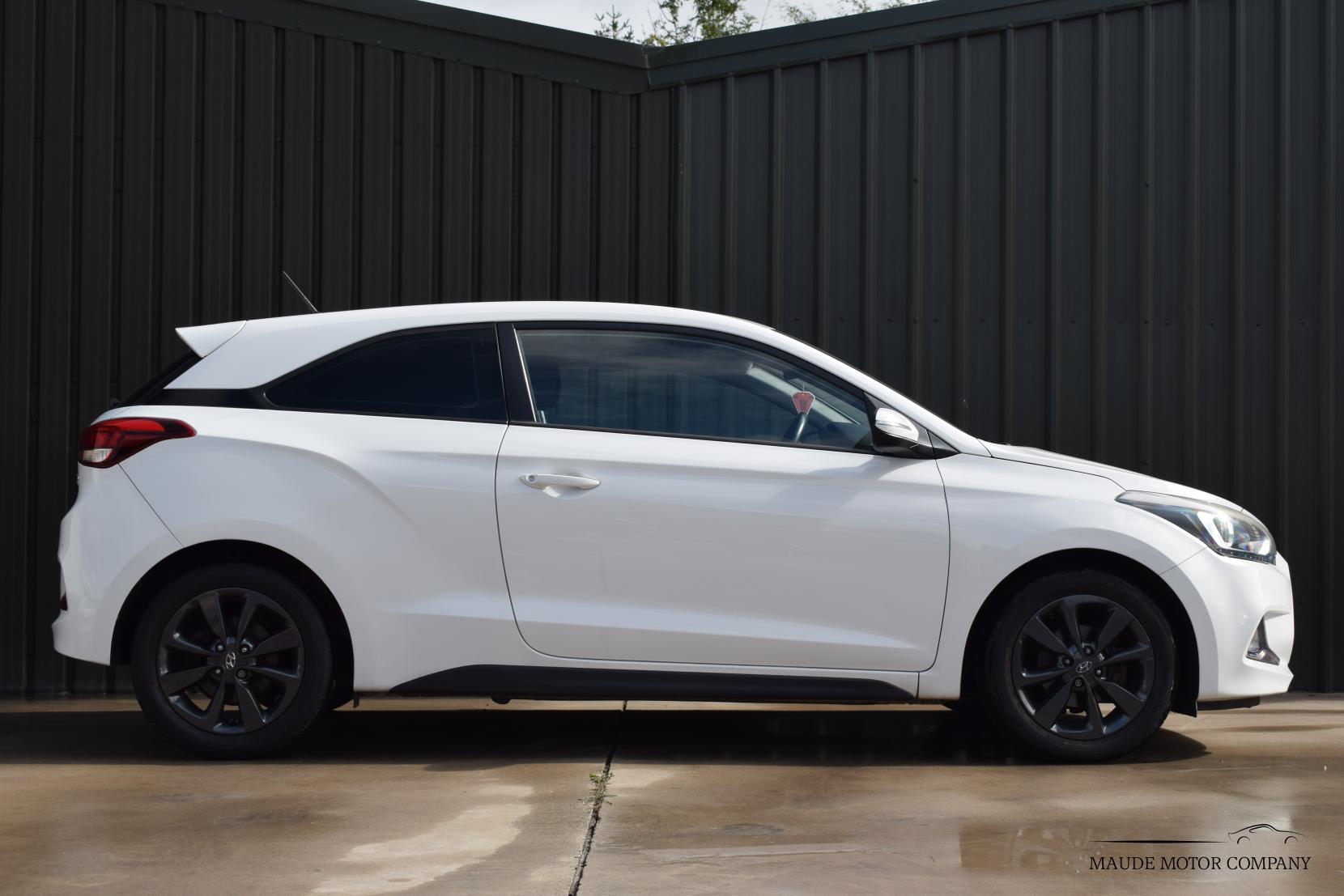 Hyundai i20 1.2 SE Coupe 3dr Petrol Manual Euro 6 (84 ps)