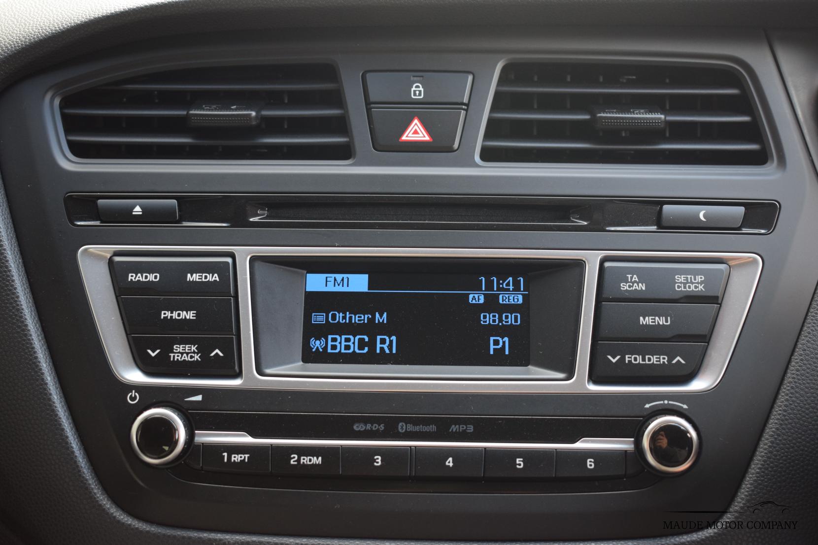 Hyundai i20 1.2 SE Coupe 3dr Petrol Manual Euro 6 (84 ps)