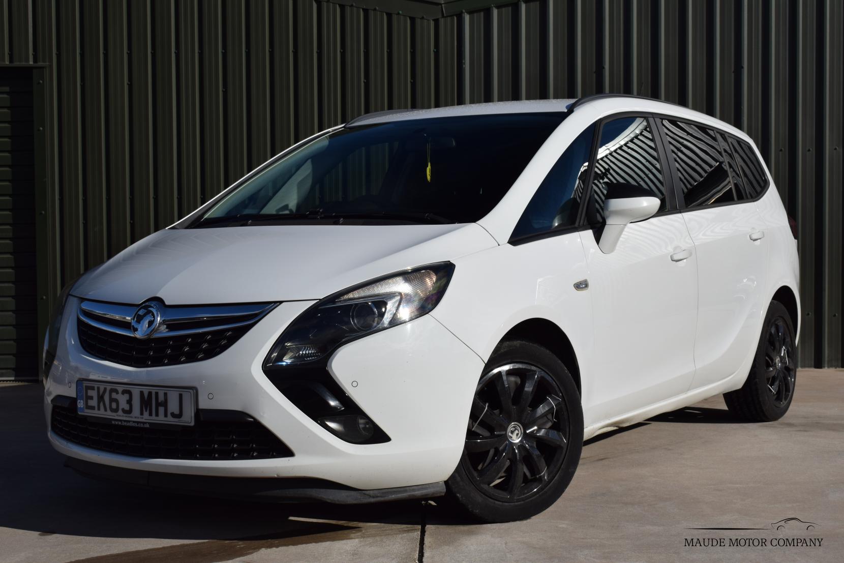 Vauxhall Zafira Tourer 2.0 CDTi Exclusiv MPV 5dr Diesel Auto Euro 5 (165 ps)