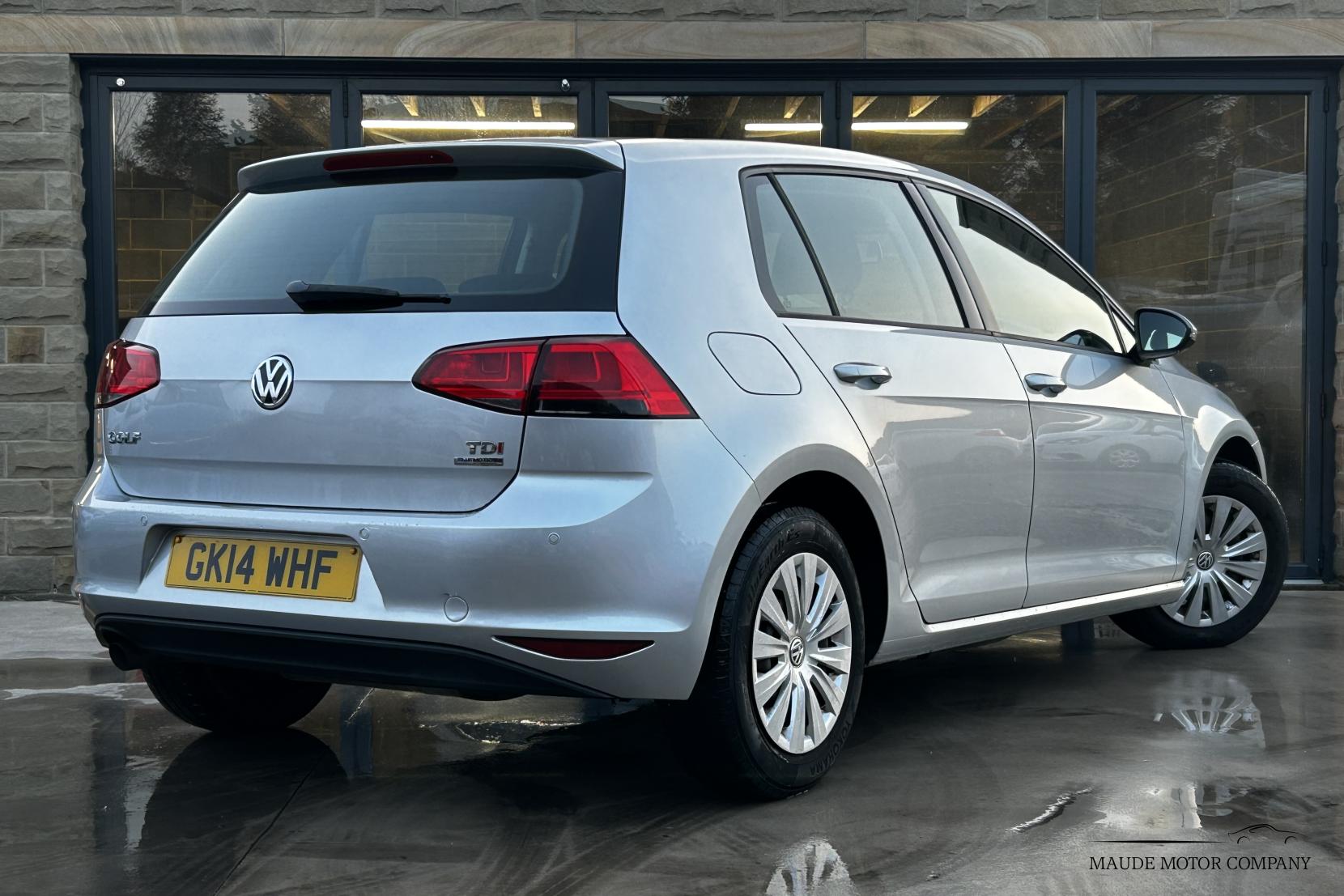 Volkswagen Golf 1.6 TDI BlueMotion Tech S Hatchback 5dr Diesel Manual Euro 5 (s/s) (105 ps)