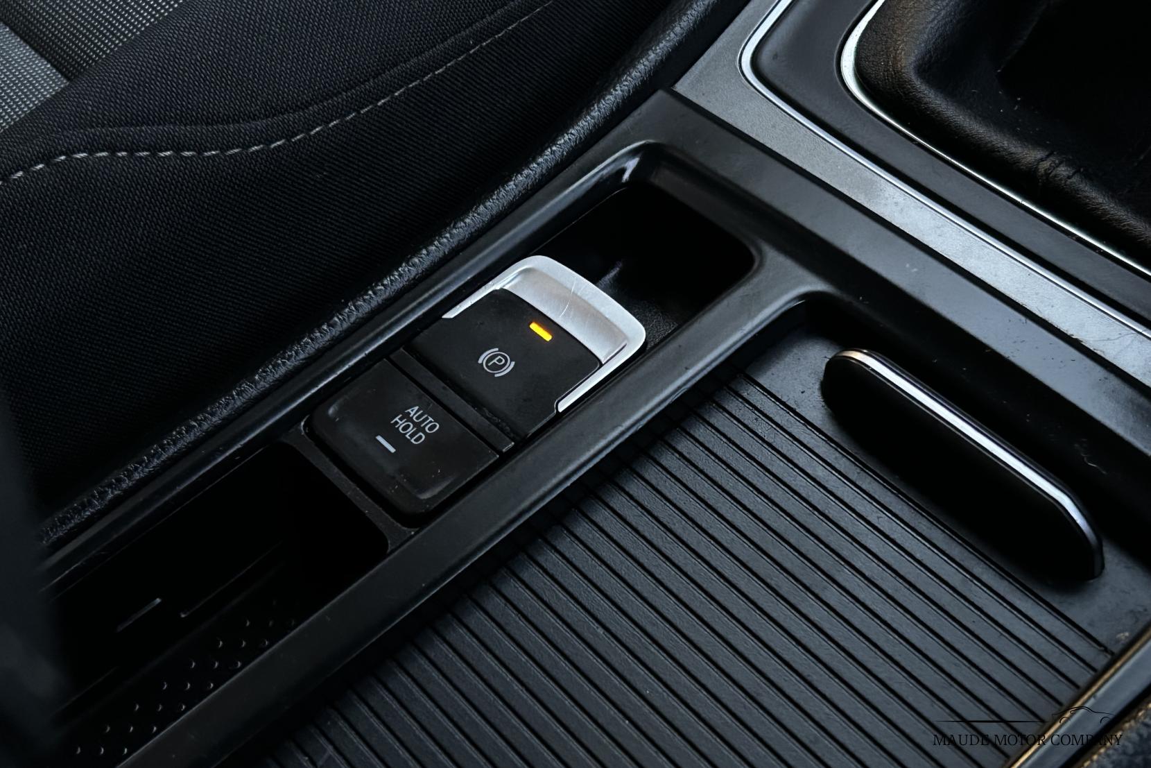 Volkswagen Golf 1.6 TDI BlueMotion Tech S Hatchback 5dr Diesel Manual Euro 5 (s/s) (105 ps)