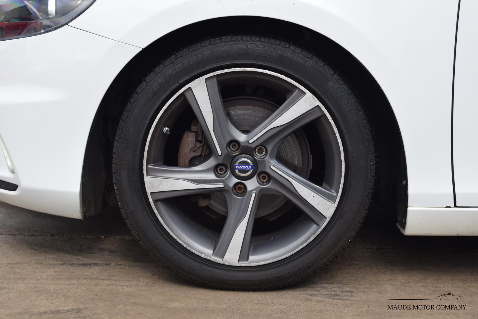 Volvo V40 1.6 D2 R-Design Hatchback 5dr Diesel Manual Euro 5 (s/s) (115 ps)
