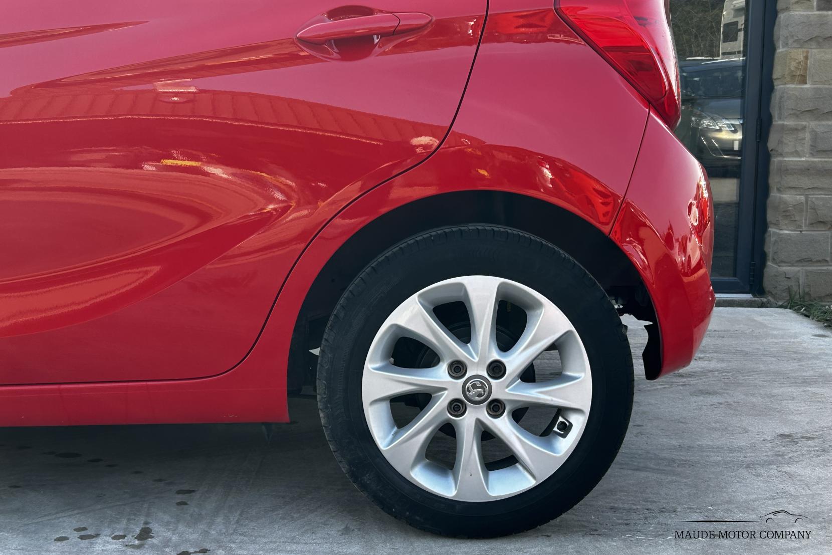 Vauxhall Viva 1.0i SL Hatchback 5dr Petrol Easytronic Euro 6 (75 ps)