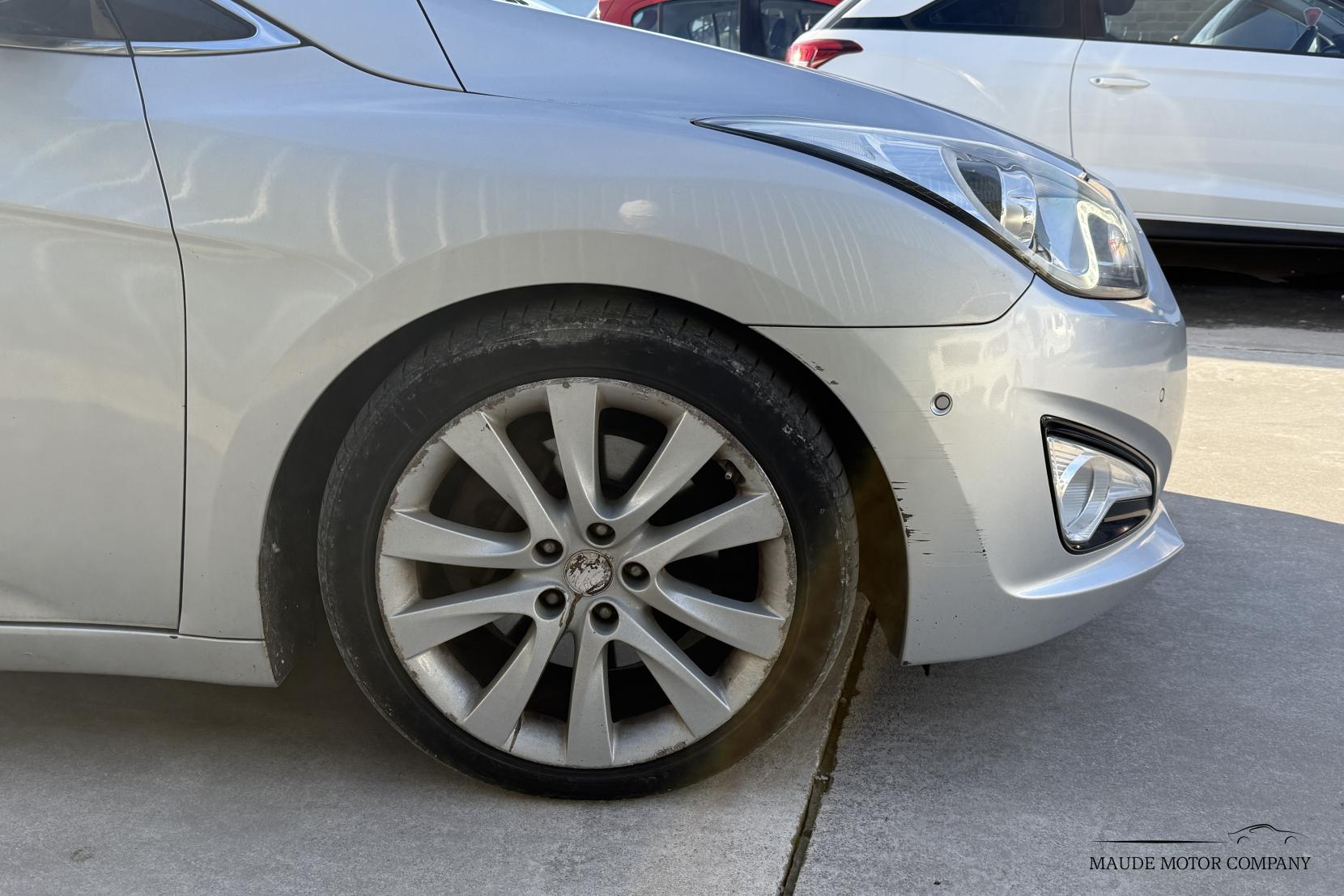 Hyundai i40 1.7 CRDi Premium Estate 5dr Diesel Manual Euro 5 (136 ps)