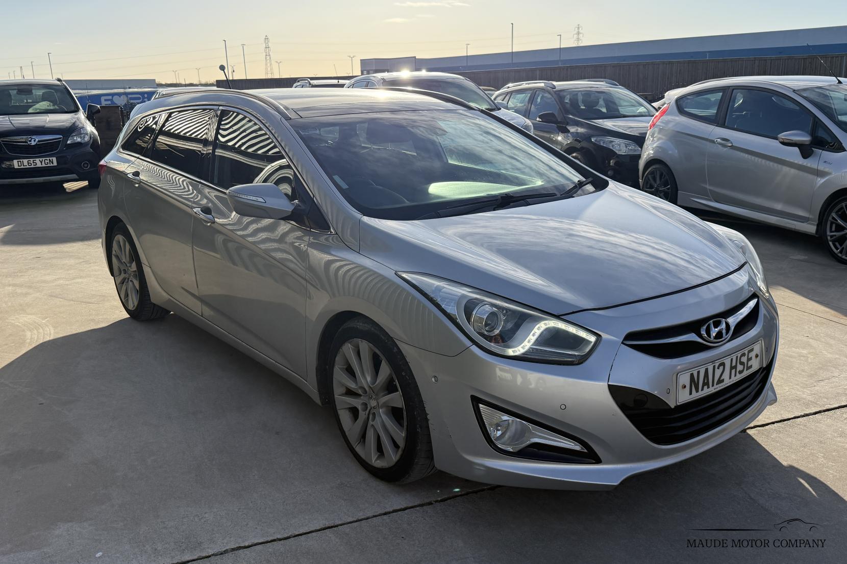 Hyundai i40 1.7 CRDi Premium Estate 5dr Diesel Manual Euro 5 (136 ps)