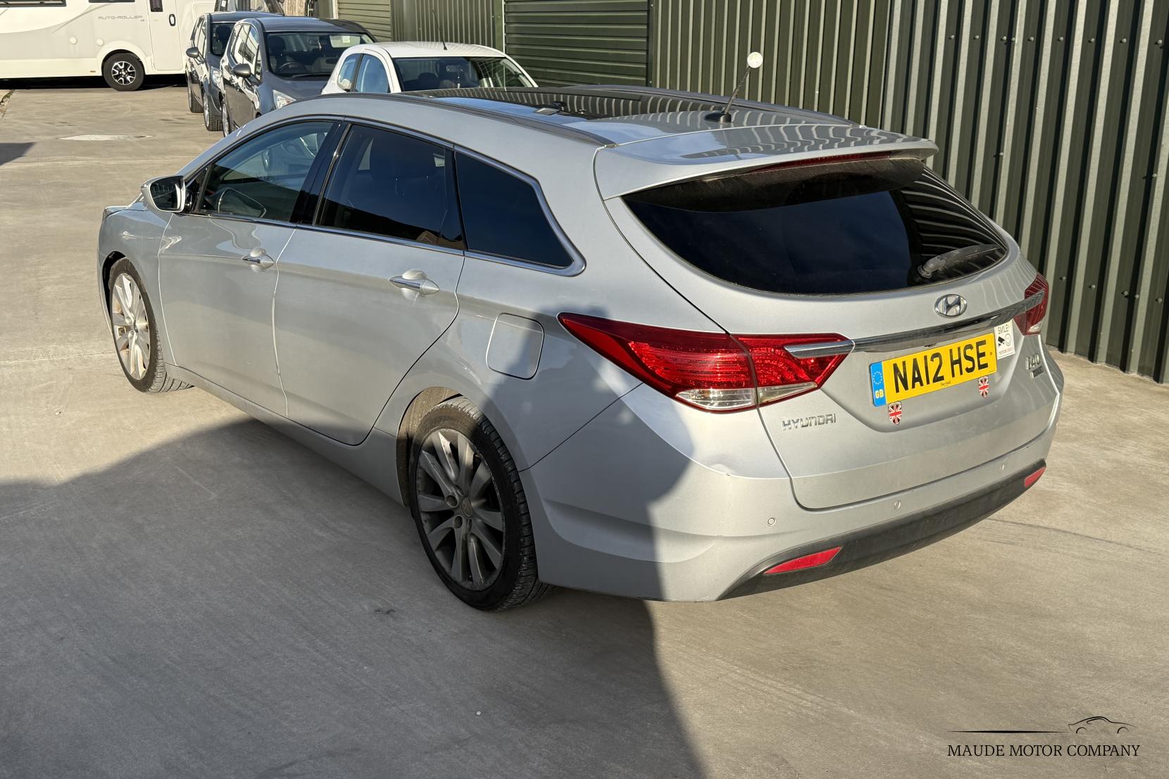 Hyundai i40 1.7 CRDi Premium Estate 5dr Diesel Manual Euro 5 (136 ps)