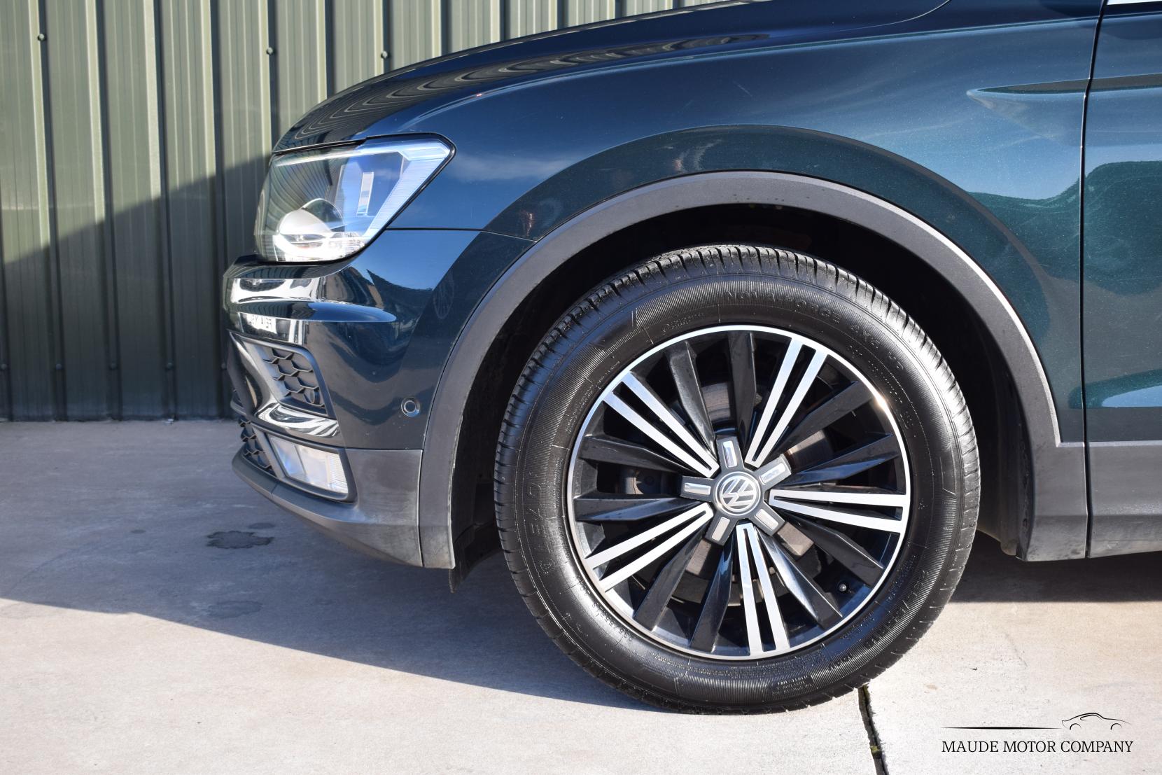 Volkswagen Tiguan 2.0 TDI BlueMotion Tech SE Navigation SUV 5dr Diesel Manual Euro 6 (s/s) (150 ps)