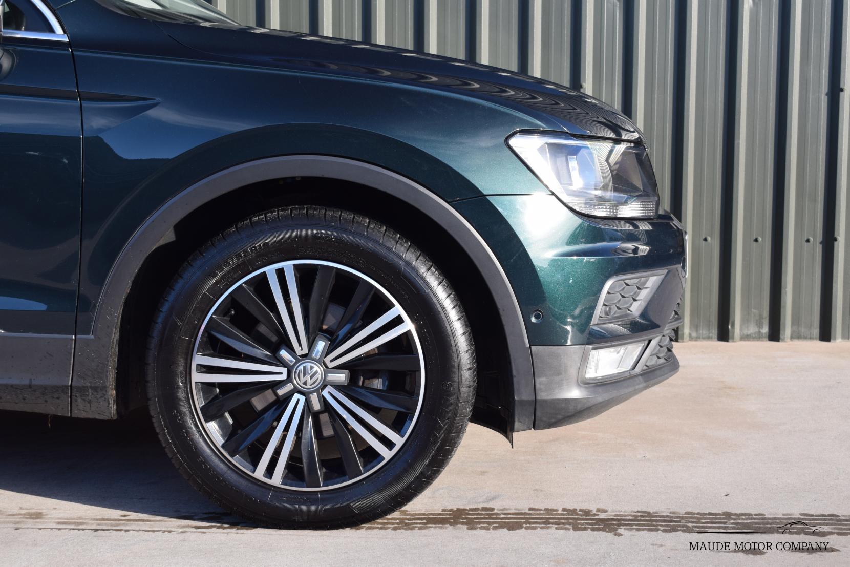 Volkswagen Tiguan 2.0 TDI BlueMotion Tech SE Navigation SUV 5dr Diesel Manual Euro 6 (s/s) (150 ps)