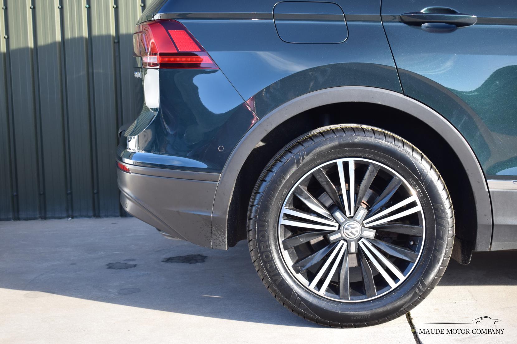 Volkswagen Tiguan 2.0 TDI BlueMotion Tech SE Navigation SUV 5dr Diesel Manual Euro 6 (s/s) (150 ps)