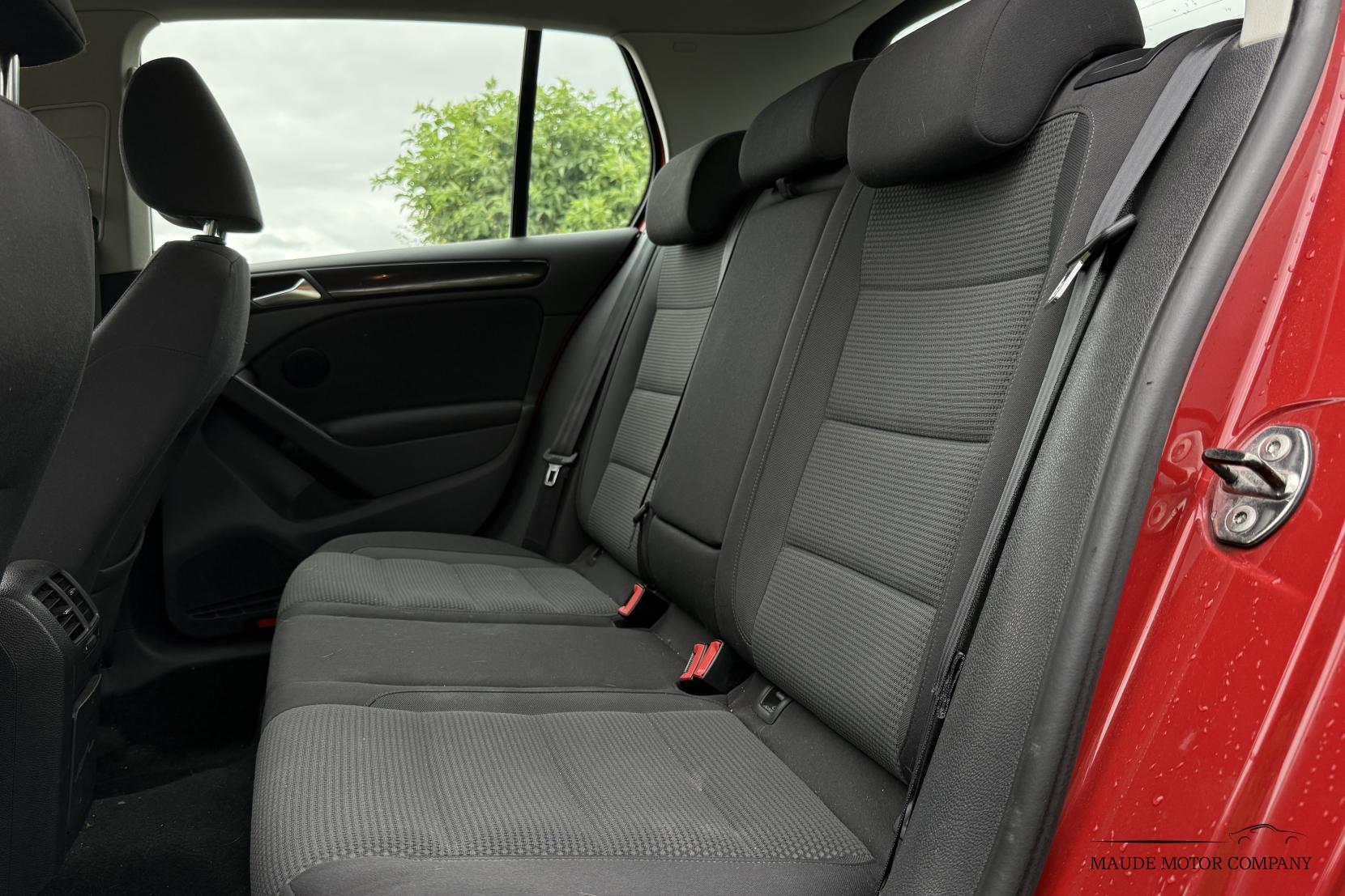 Volkswagen Golf 1.6 TDI Match Hatchback 5dr Diesel Manual Euro 5 (105 ps)