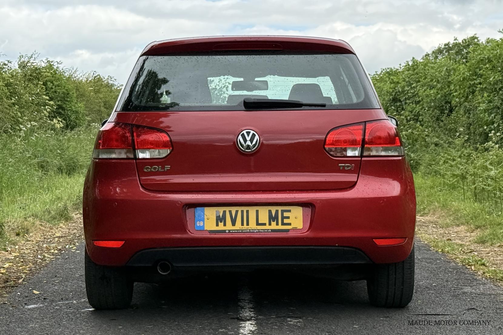 Volkswagen Golf 1.6 TDI Match Hatchback 5dr Diesel Manual Euro 5 (105 ps)