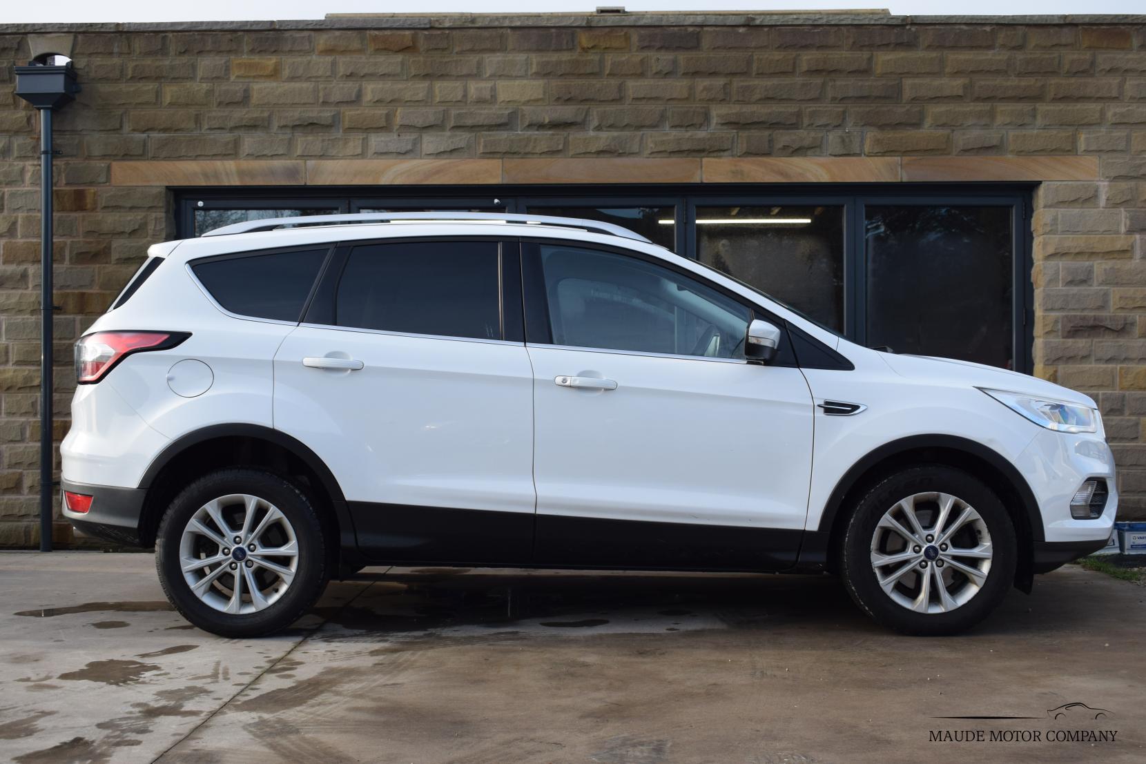 Ford Kuga 1.5 TDCi Titanium SUV 5dr Diesel Powershift Euro 6 (s/s) (120 ps)