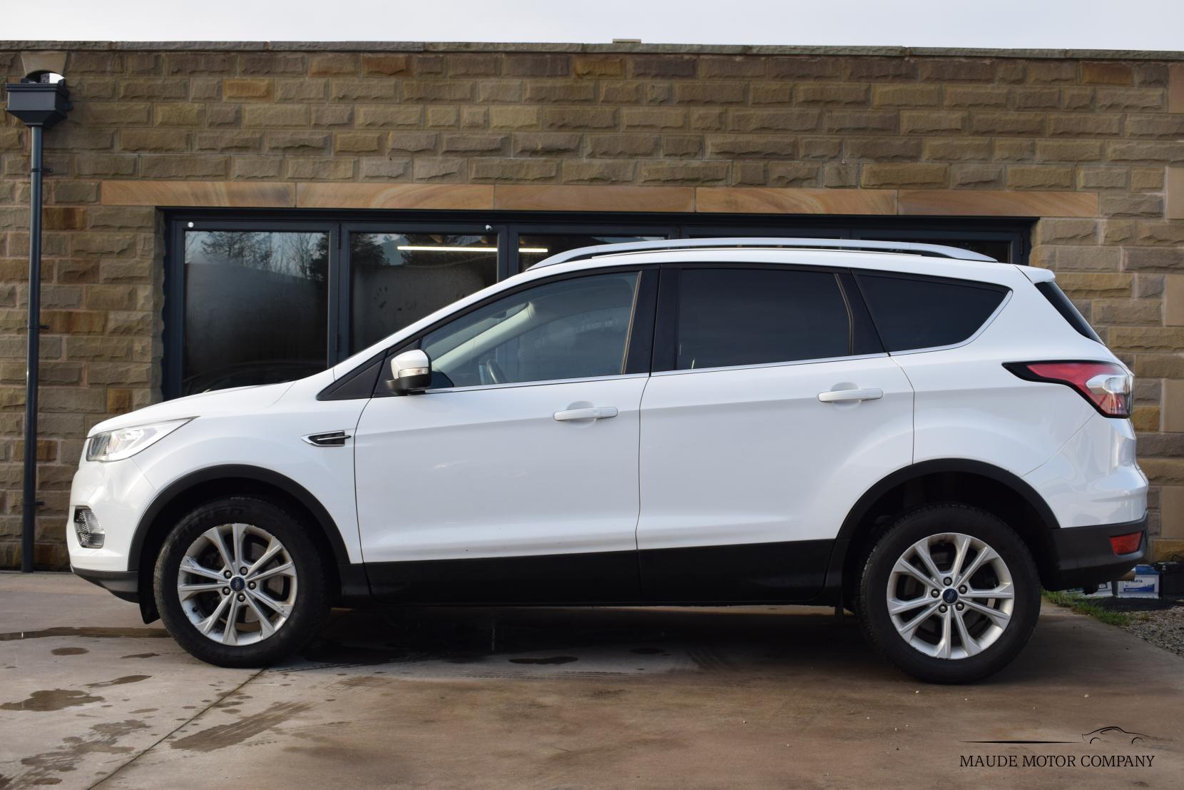 Ford Kuga 1.5 TDCi Titanium SUV 5dr Diesel Powershift Euro 6 (s/s) (120 ps)