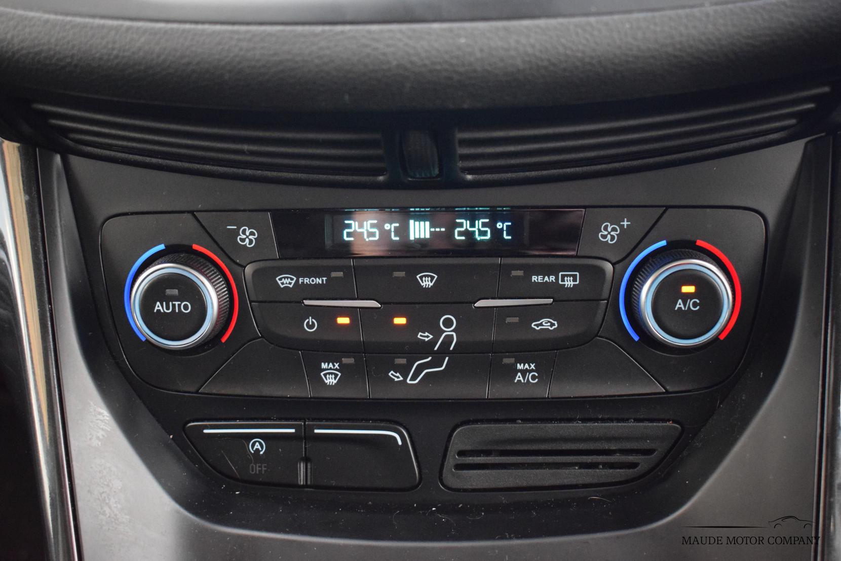 Ford Kuga 1.5 TDCi Titanium SUV 5dr Diesel Powershift Euro 6 (s/s) (120 ps)