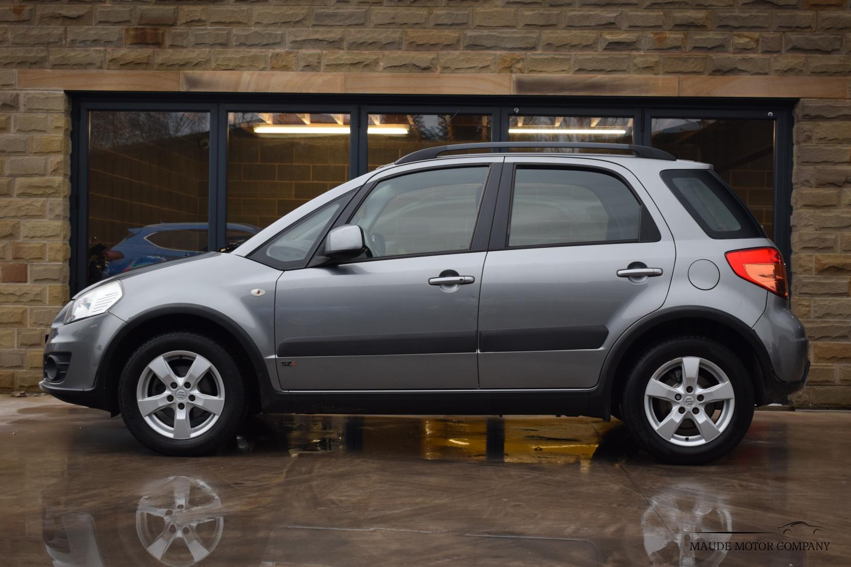 Suzuki SX4 1.6 SZ4 SUV 5dr Petrol Manual Euro 5 (120 ps)