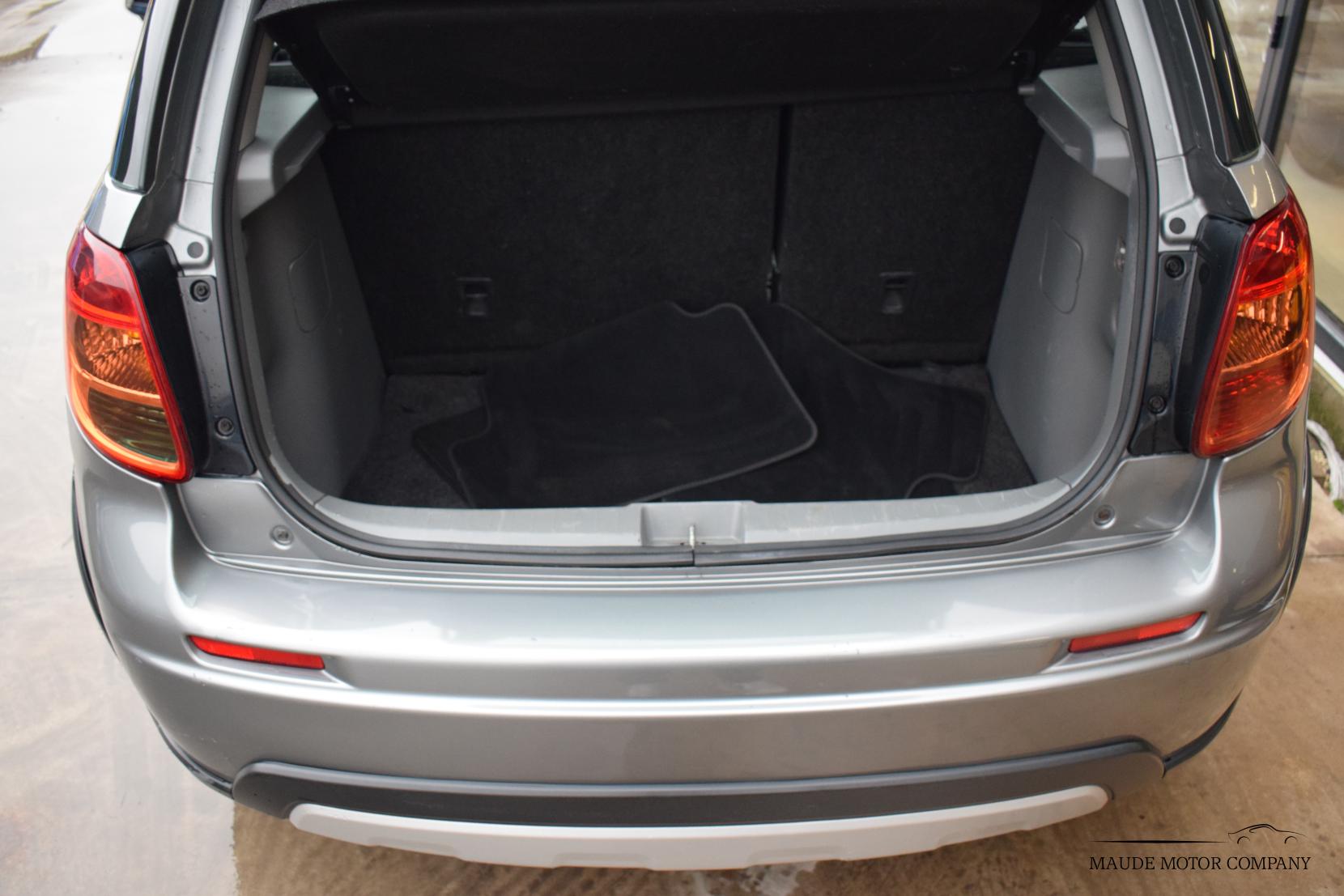 Suzuki SX4 1.6 SZ4 SUV 5dr Petrol Manual Euro 5 (120 ps)