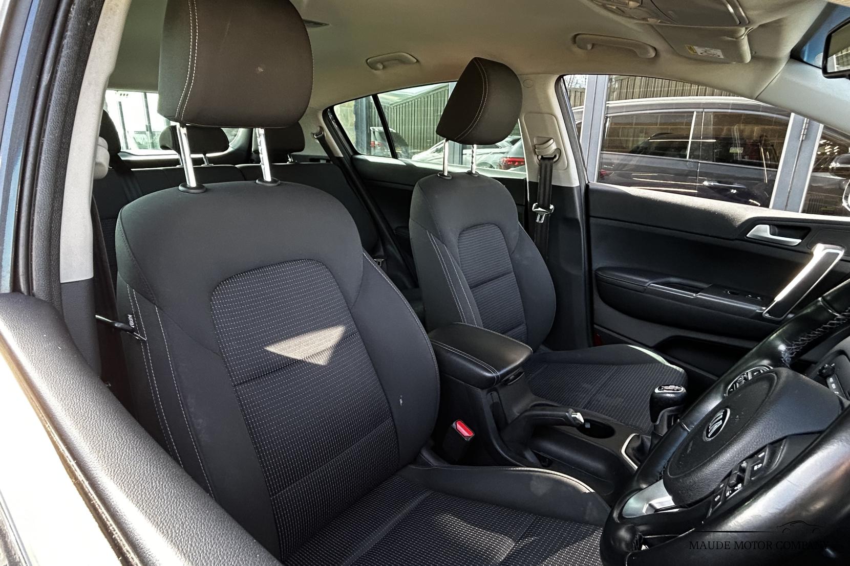 Kia Sportage 1.7 CRDi 2 SUV 5dr Diesel Manual Euro 6 (s/s) (114 bhp)