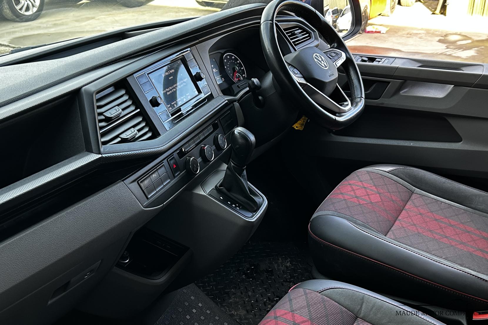 Volkswagen Transporter 2.0 TDI T30 Startline Panel Van 5dr Diesel DSG FWD SWB Euro 6 (s/s) (150 ps)