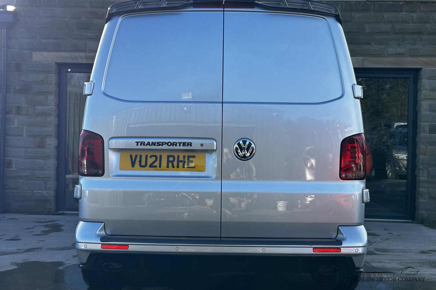 Volkswagen Transporter 2.0 TDI T30 Startline Panel Van 5dr Diesel DSG FWD SWB Euro 6 (s/s) (150 ps)