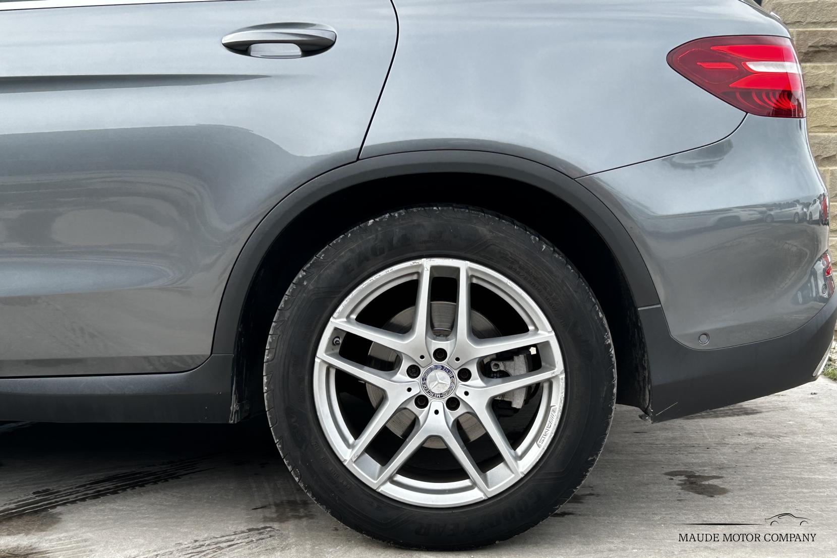 Mercedes-Benz GLC 2.1 GLC250d AMG Line SUV 5dr Diesel G-Tronic 4MATIC Euro 6 (s/s) (204 ps)