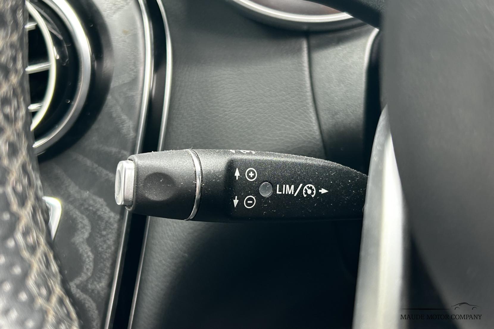 Mercedes-Benz GLC 2.1 GLC250d AMG Line SUV 5dr Diesel G-Tronic 4MATIC Euro 6 (s/s) (204 ps)