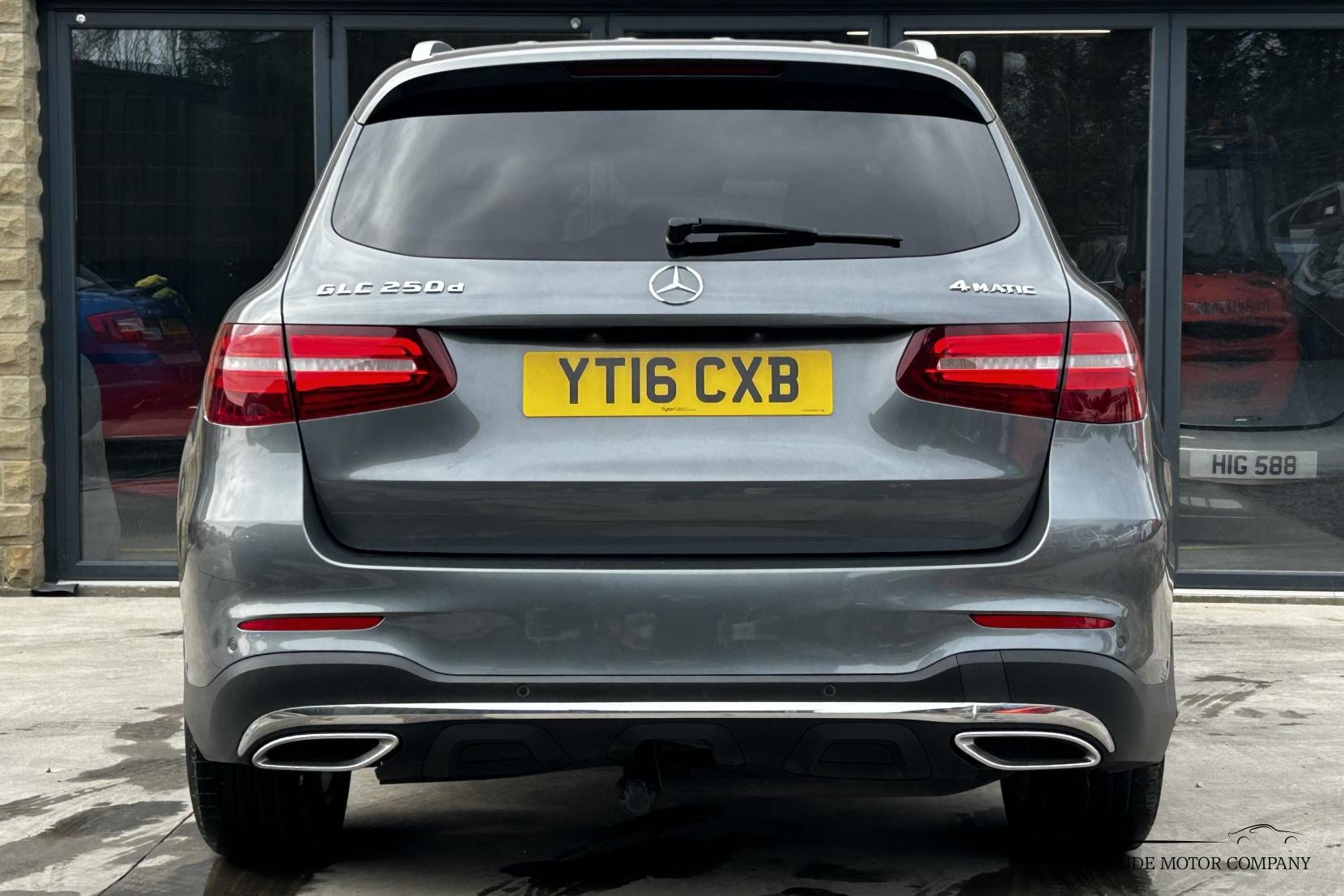 Mercedes-Benz GLC 2.1 GLC250d AMG Line SUV 5dr Diesel G-Tronic 4MATIC Euro 6 (s/s) (204 ps)