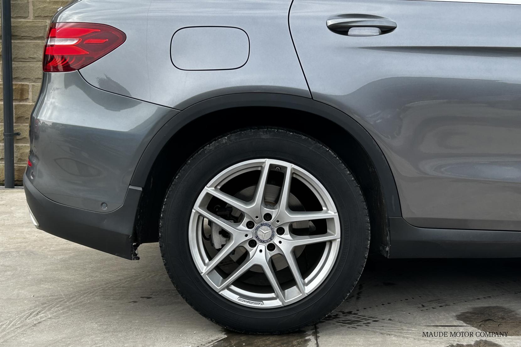 Mercedes-Benz GLC 2.1 GLC250d AMG Line SUV 5dr Diesel G-Tronic 4MATIC Euro 6 (s/s) (204 ps)