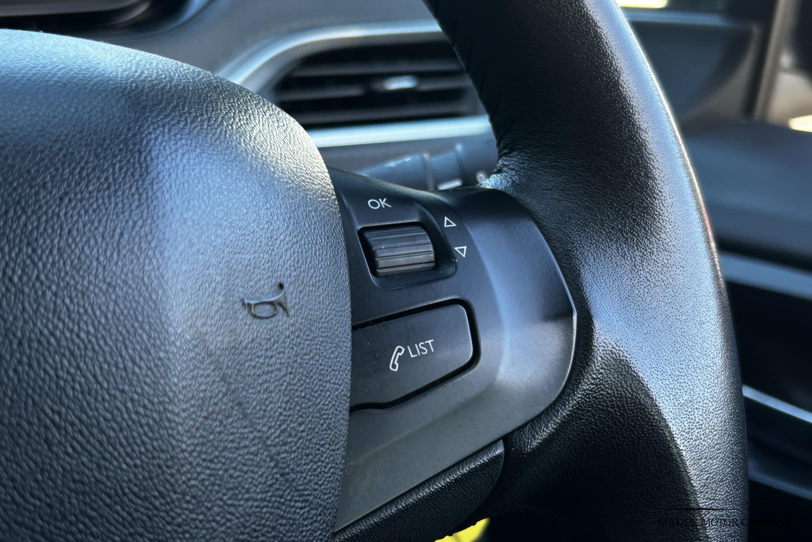 Peugeot 208 1.2 PureTech Active Hatchback 5dr Petrol Manual Euro 6 (82 ps)