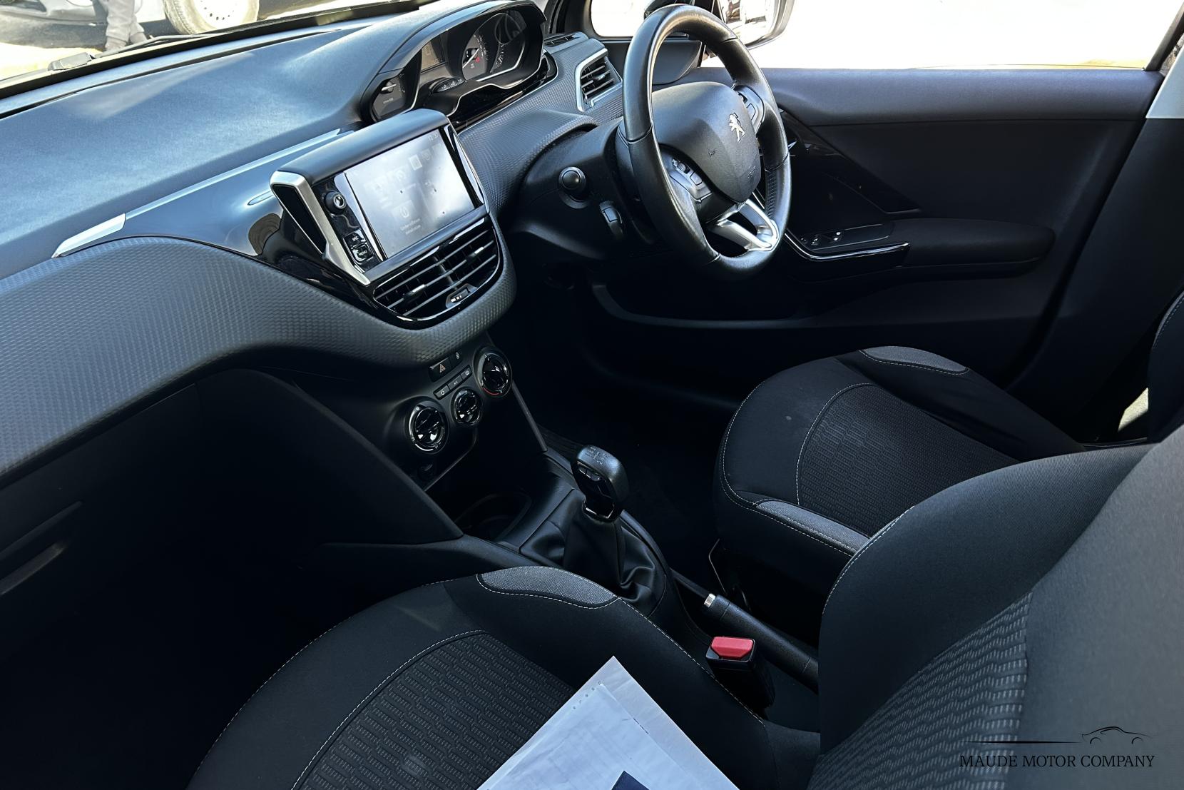 Peugeot 208 1.2 PureTech Active Hatchback 5dr Petrol Manual Euro 6 (82 ps)