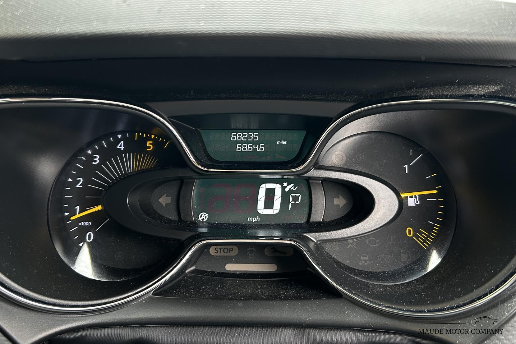 Renault Captur 1.5 dCi ENERGY Dynamique S Nav SUV 5dr Diesel Auto Euro 6 (s/s) (90 ps)