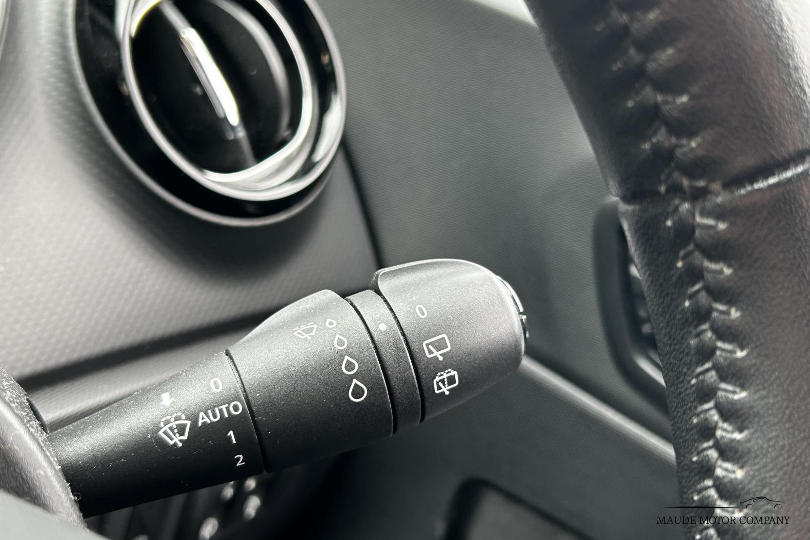 Renault Captur 1.5 dCi ENERGY Dynamique S Nav SUV 5dr Diesel Auto Euro 6 (s/s) (90 ps)