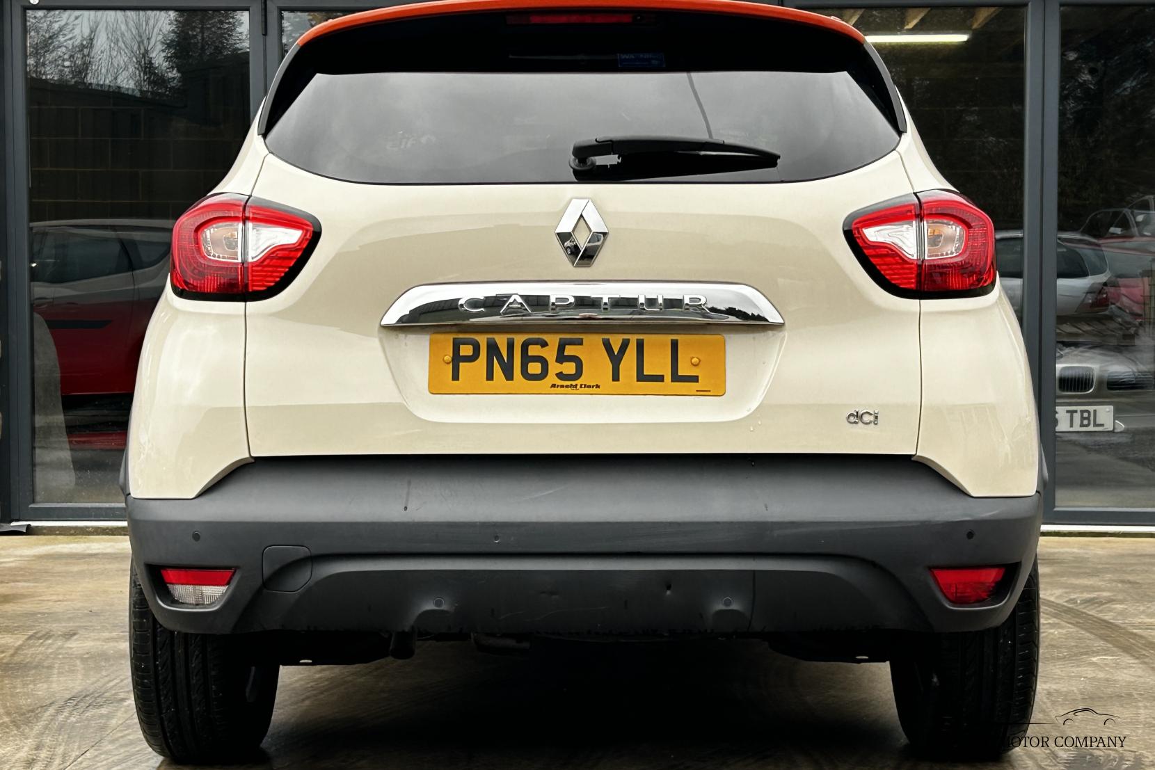 Renault Captur 1.5 dCi ENERGY Dynamique S Nav SUV 5dr Diesel Auto Euro 6 (s/s) (90 ps)