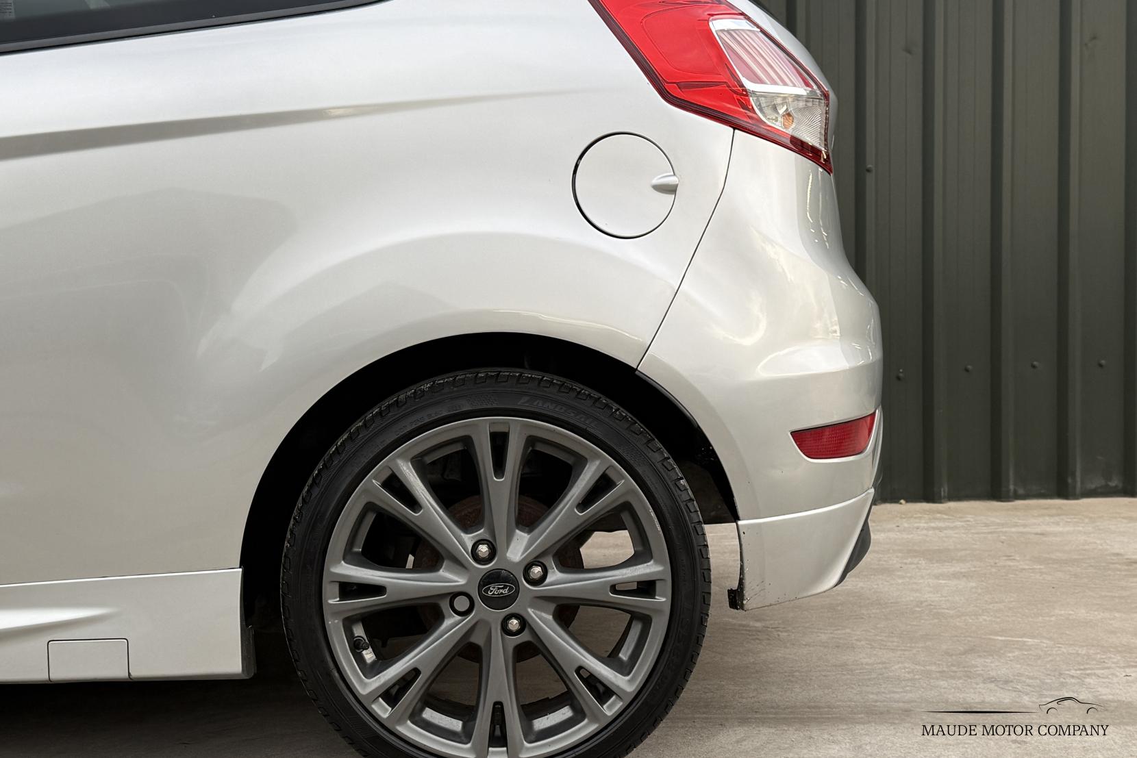 Ford Fiesta 1.0T EcoBoost ST-Line Hatchback 3dr Petrol Manual Euro 6 (s/s) (140 ps)