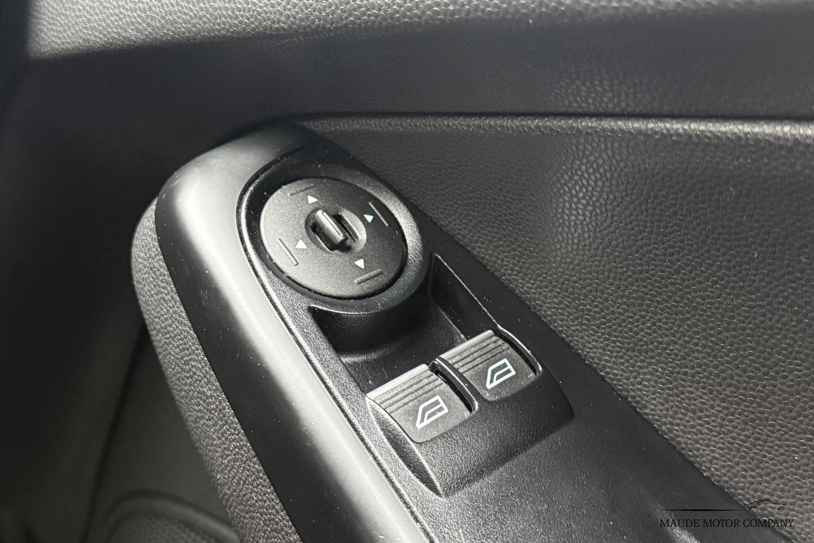 Ford Fiesta 1.0T EcoBoost ST-Line Hatchback 3dr Petrol Manual Euro 6 (s/s) (140 ps)