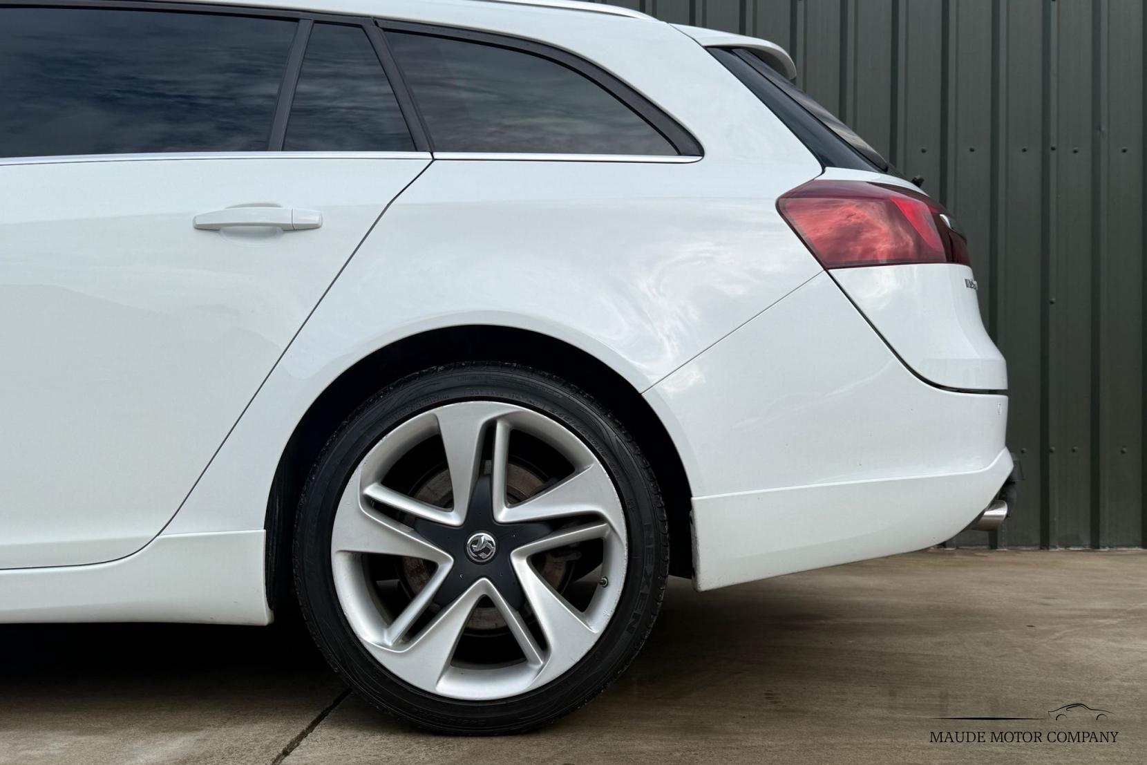 Vauxhall Insignia 2.0 CDTi ecoFLEX SRi VX Line Nav Sports Tourer 5dr Diesel Manual Euro 5 (s/s) (140 ps)