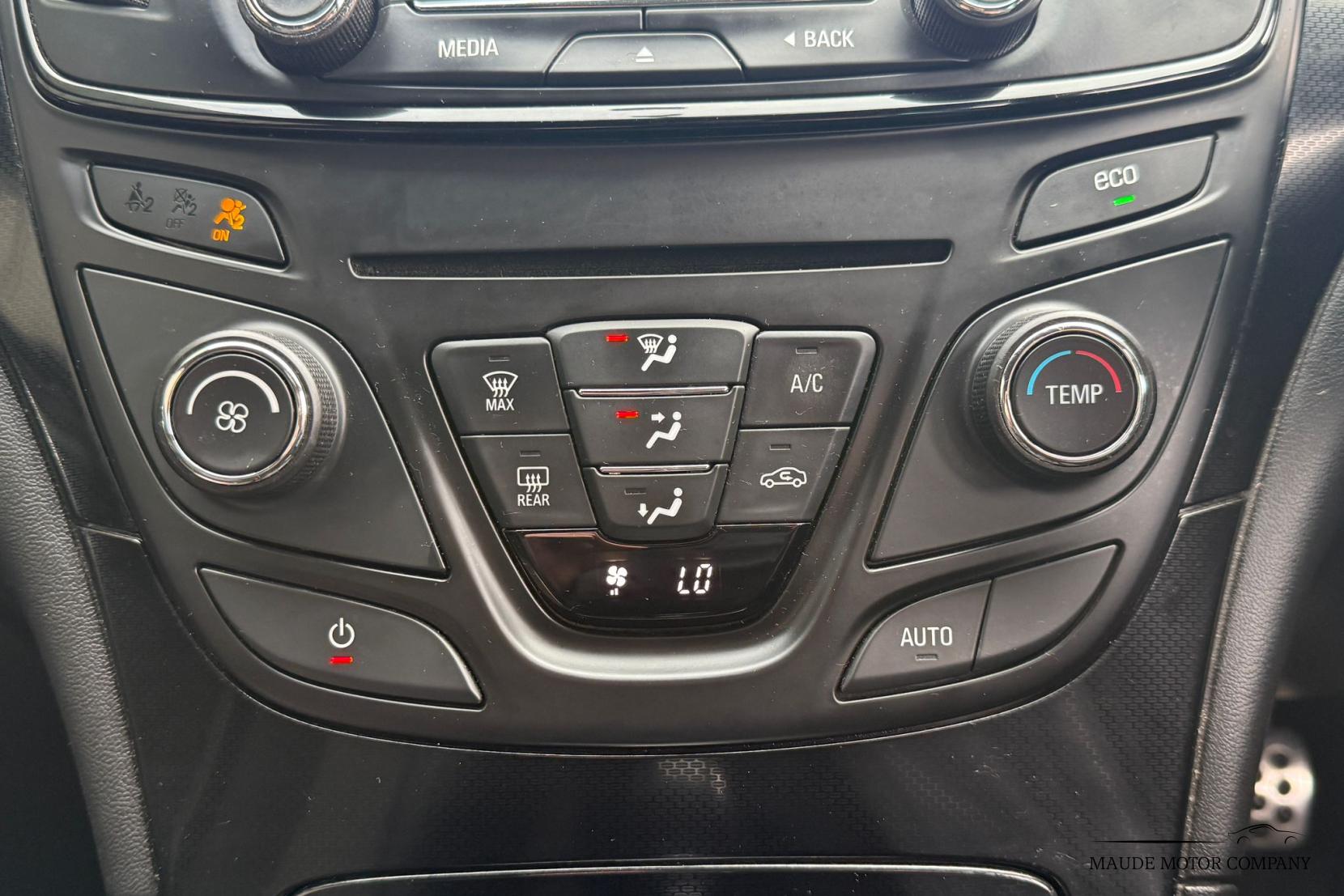 Vauxhall Insignia 2.0 CDTi ecoFLEX SRi VX Line Nav Sports Tourer 5dr Diesel Manual Euro 5 (s/s) (140 ps)