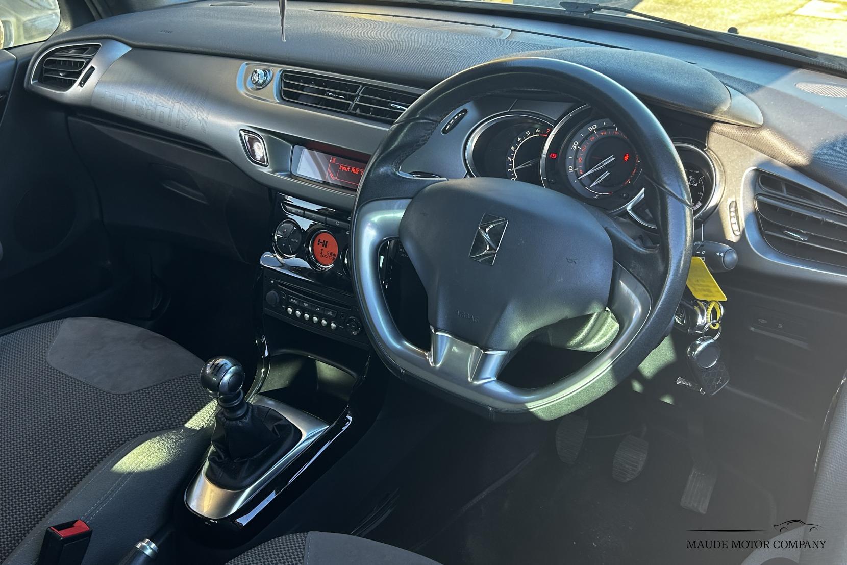 Citroen DS3 1.6 THP DStyle Techno Hatchback 3dr Petrol Manual Euro 5 (155 ps)