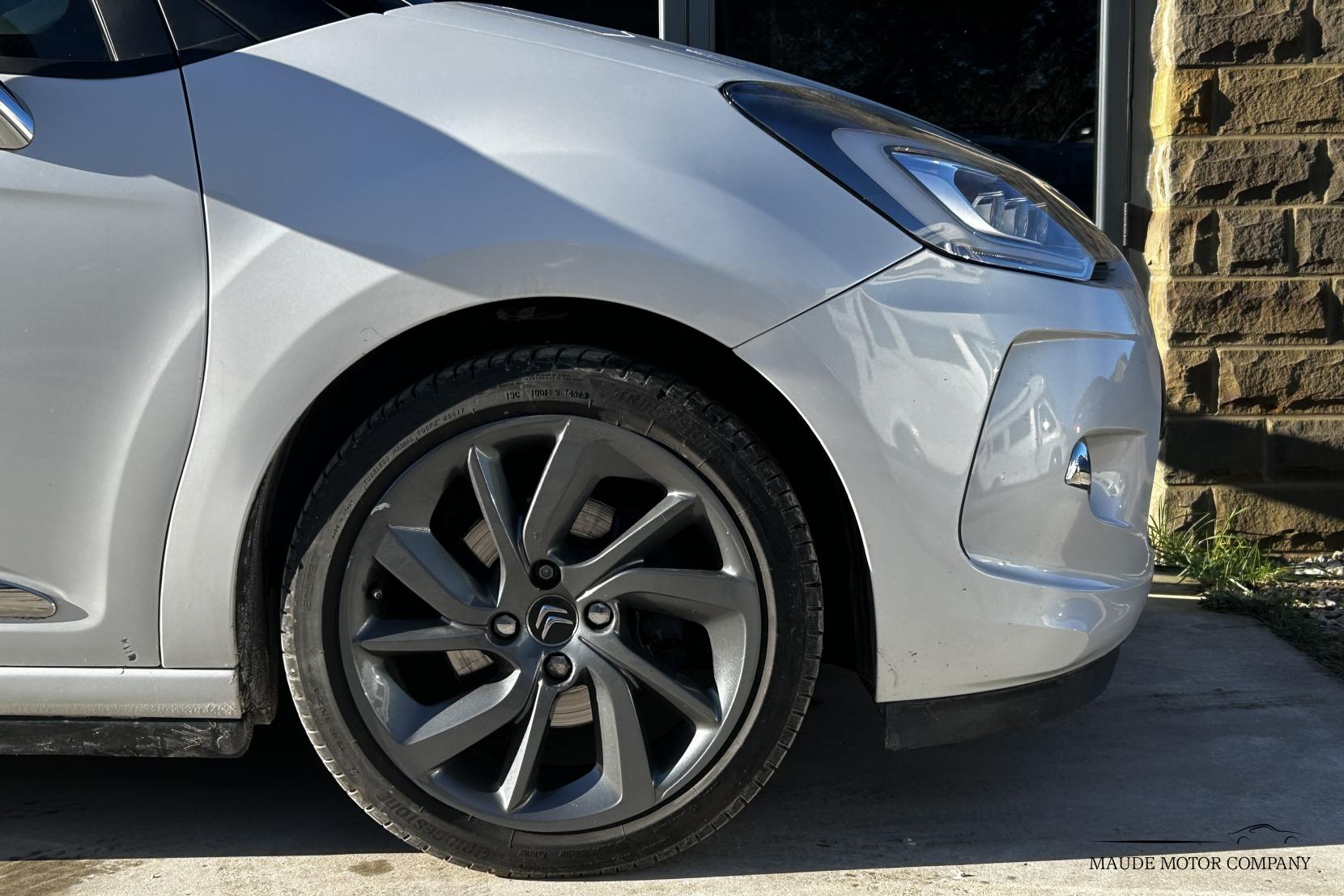 Citroen DS3 1.6 THP DStyle Techno Hatchback 3dr Petrol Manual Euro 5 (155 ps)