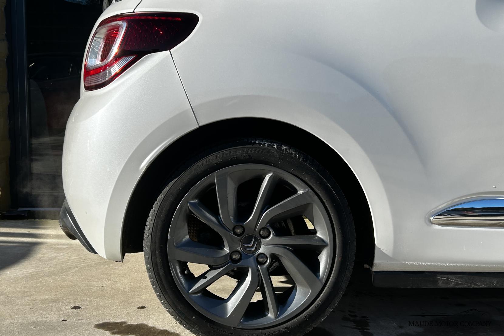 Citroen DS3 1.6 THP DStyle Techno Hatchback 3dr Petrol Manual Euro 5 (155 ps)