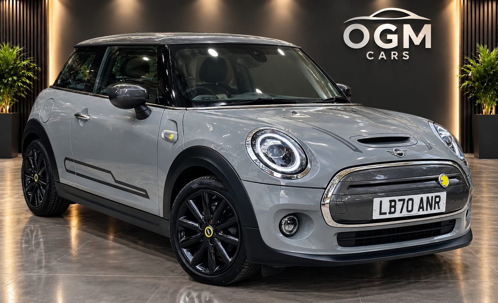 Mini Hatch 2020
