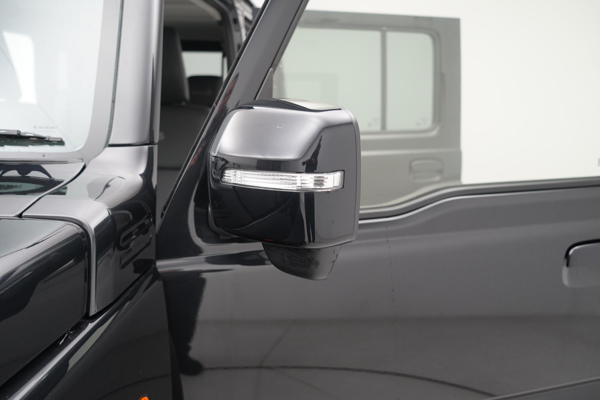 Suzuki Jimny Suzuki Jimny 1.5 SZC, 5 DOOR LWB, NOMADE LEATHER