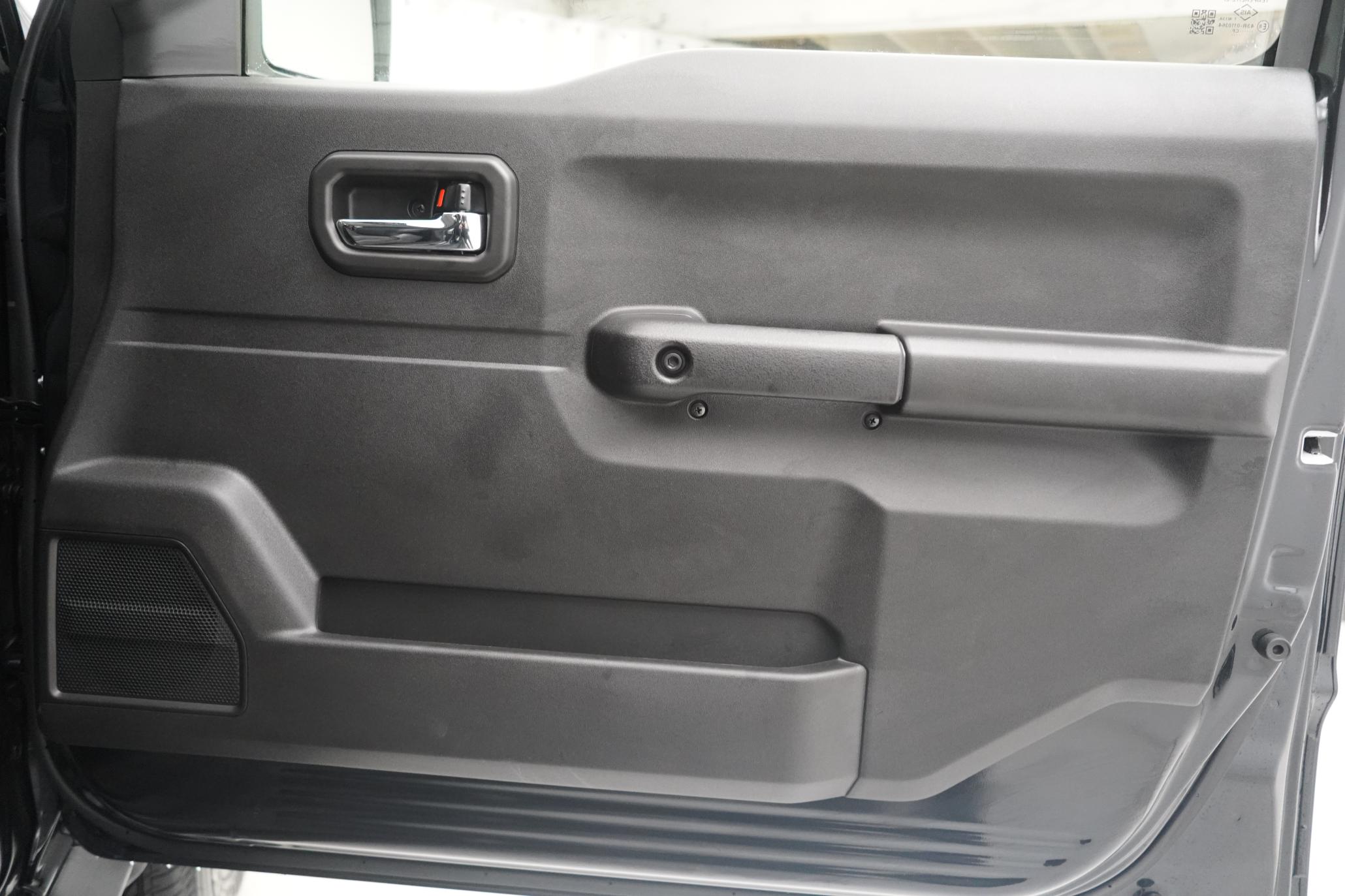 Suzuki Jimny Suzuki Jimny 1.5 SZC, 5 DOOR LWB, NOMADE LEATHER