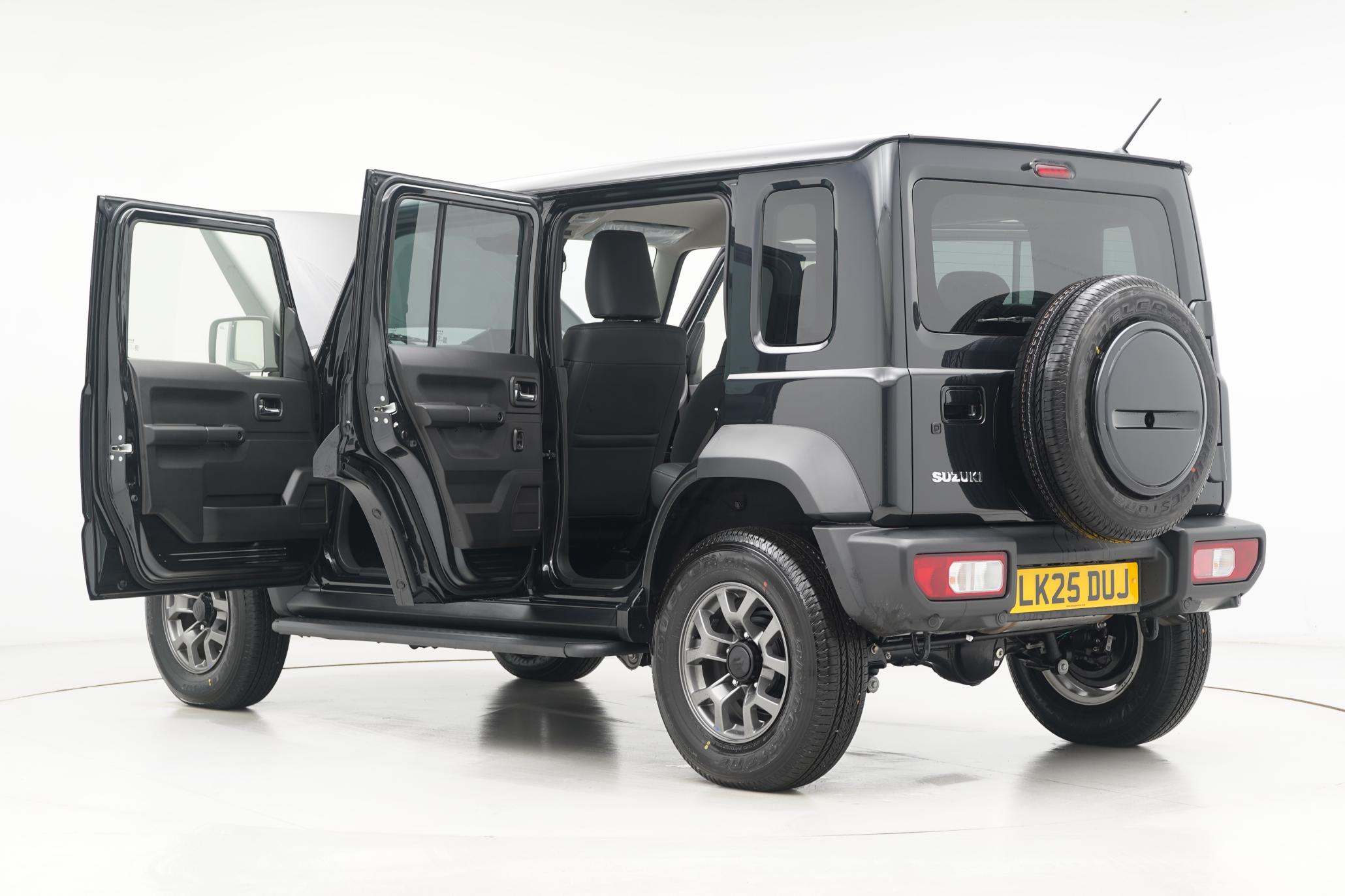 Suzuki Jimny Suzuki Jimny 1.5 SZC, 5 DOOR LWB, NOMADE LEATHER