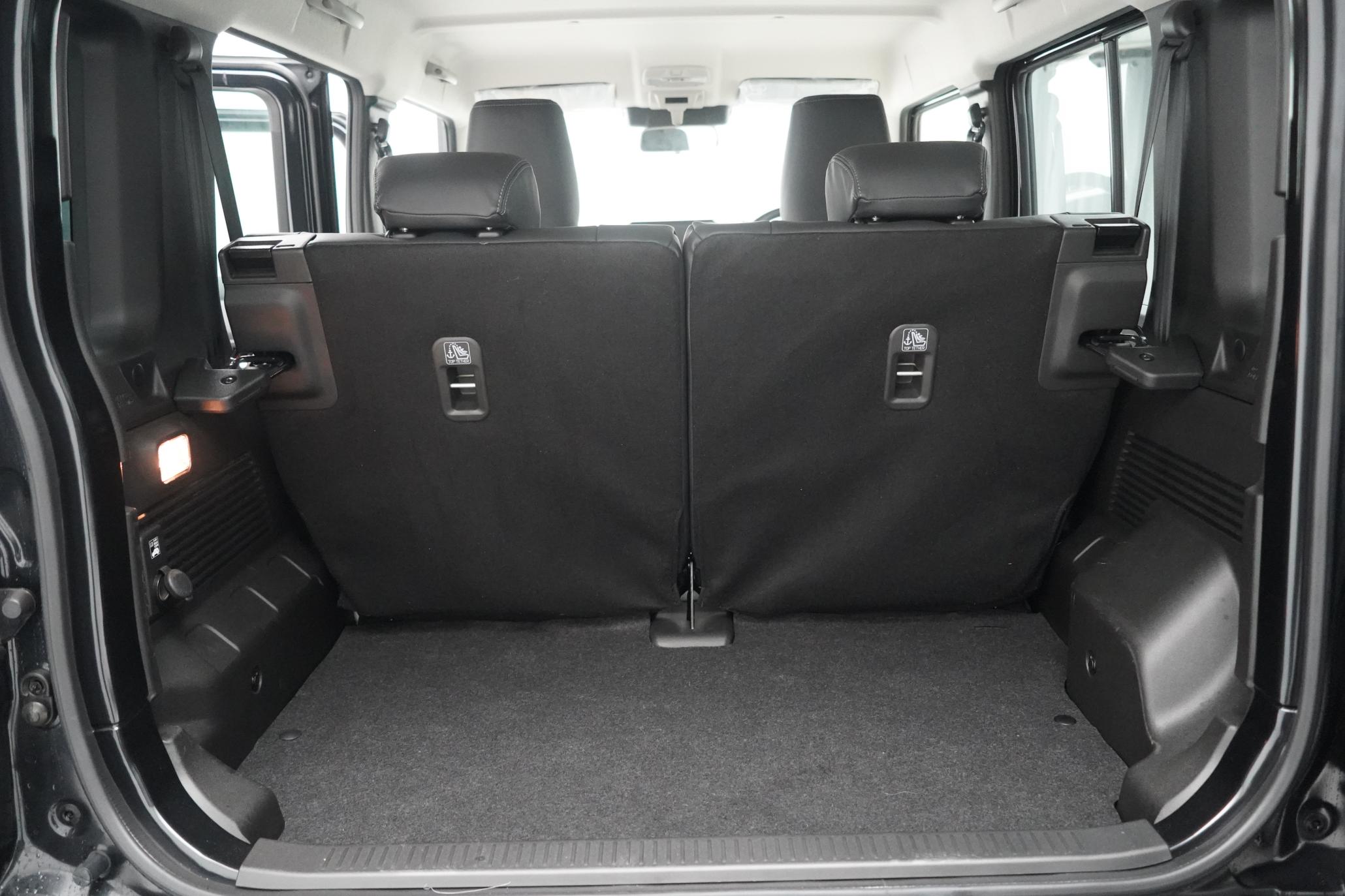 Suzuki Jimny Suzuki Jimny 1.5 SZC, 5 DOOR LWB, NOMADE LEATHER