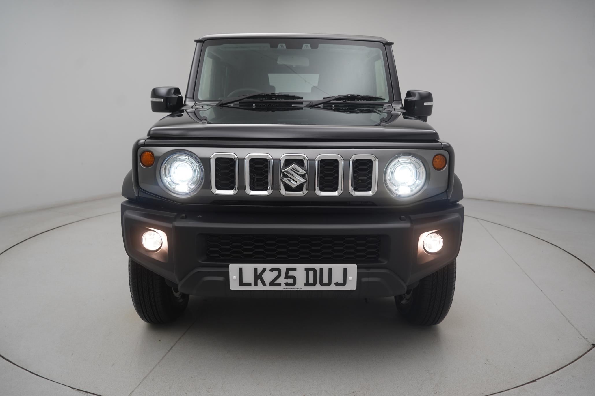 Suzuki Jimny Suzuki Jimny 1.5 SZC, 5 DOOR LWB, NOMADE LEATHER