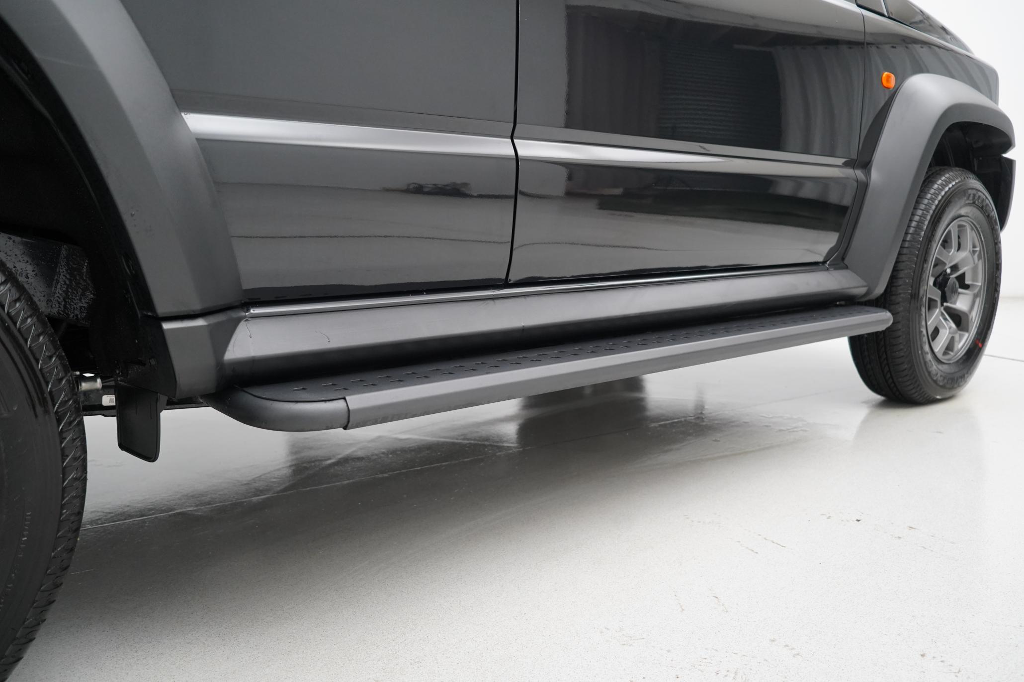 Suzuki Jimny Suzuki Jimny 1.5 SZC, 5 DOOR LWB, NOMADE LEATHER