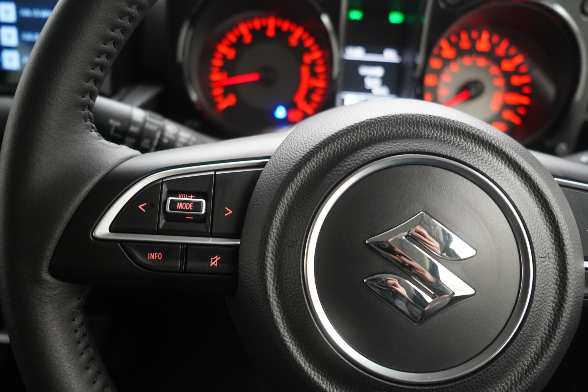 Suzuki Jimny Suzuki Jimny 1.5 SZC, 5 DOOR LWB, NOMADE LEATHER