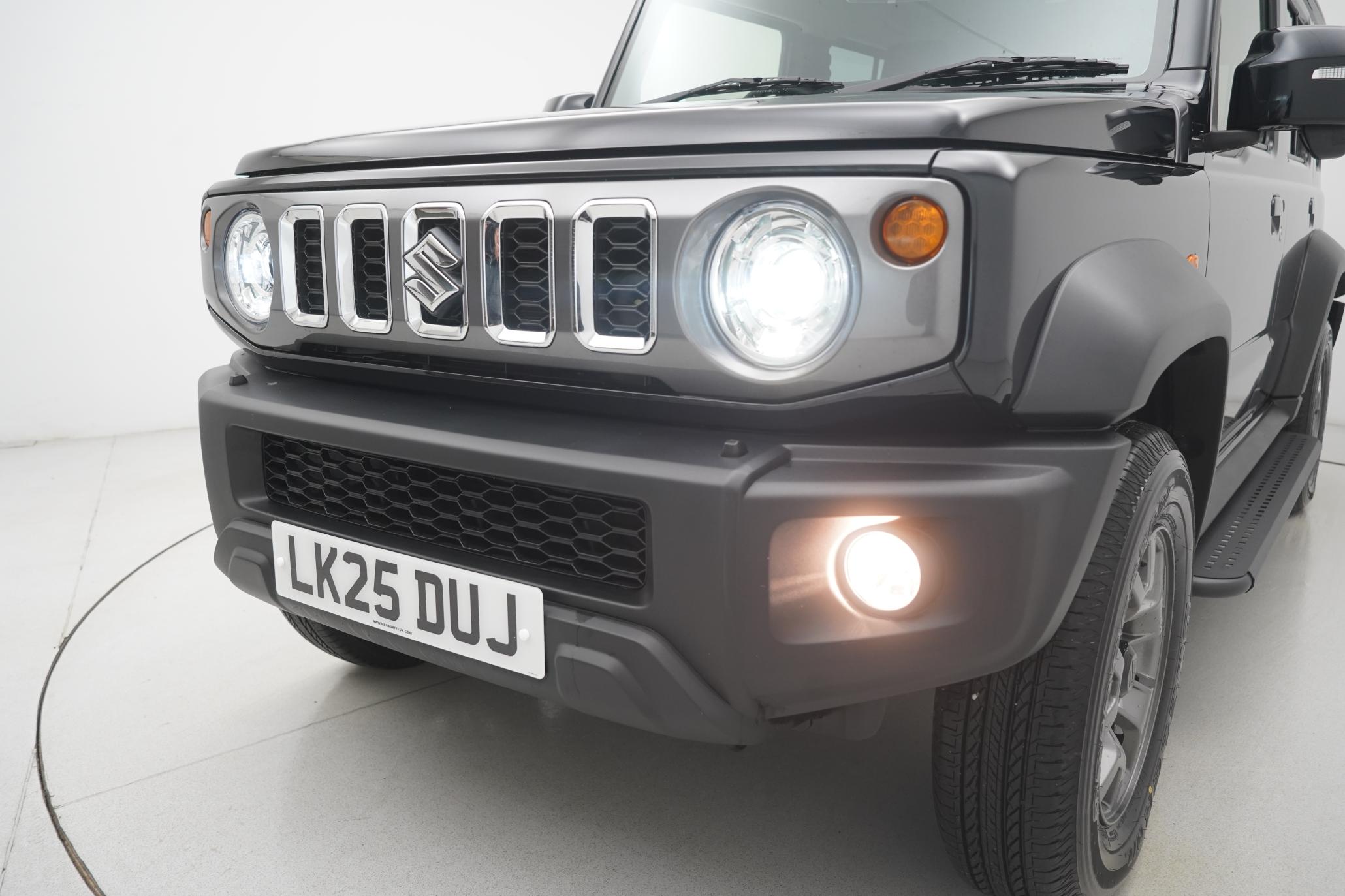 Suzuki Jimny Suzuki Jimny 1.5 SZC, 5 DOOR LWB, NOMADE LEATHER