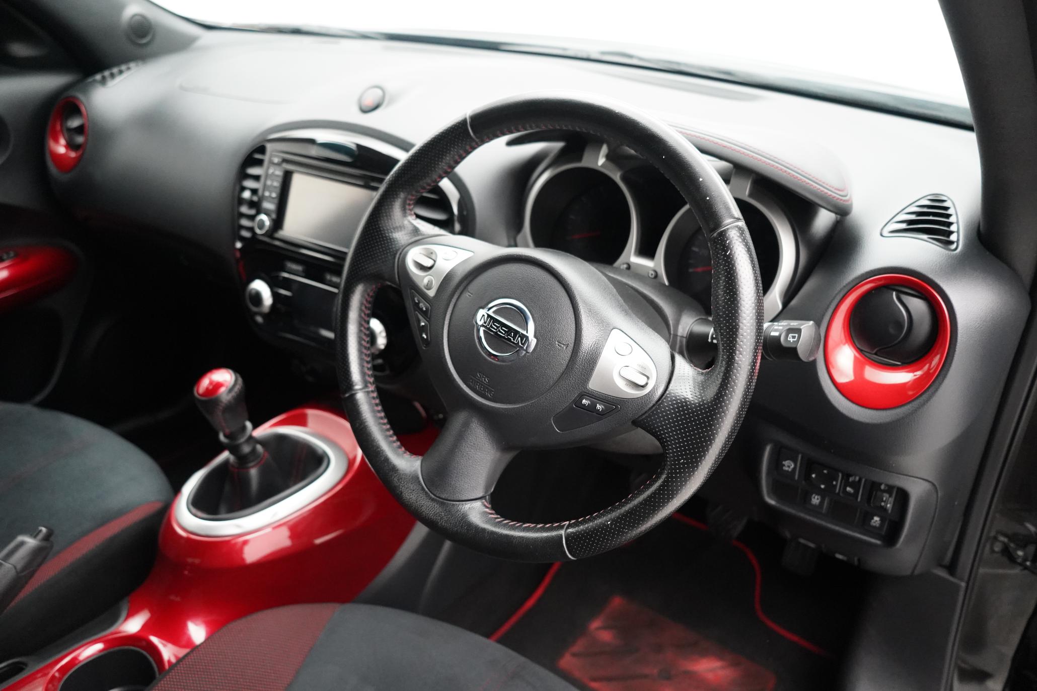 Nissan Juke 1.2 DIG-T Acenta Premium SUV 5dr Petrol Manual 6Spd Euro 5 (s/s) (115 ps)
