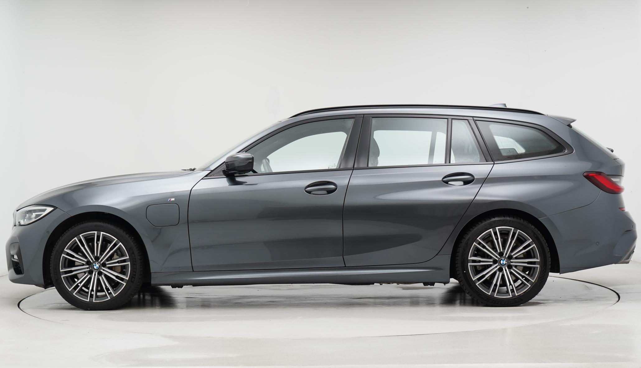 BMW 3 Series 2.0 330e 12kWh M Sport Touring 5dr Petrol Plug-in Hybrid Auto Euro 6 (s/s) (292 ps)